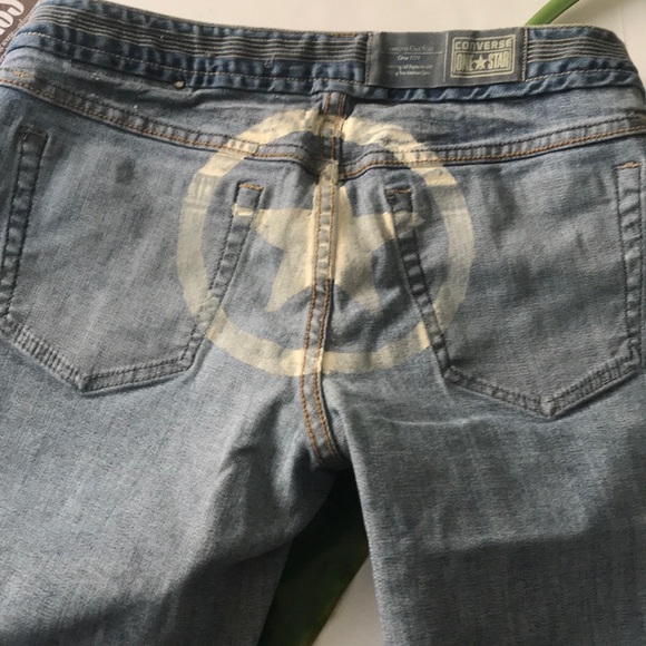 Converse Cut Off Shorts - Picture 6 of 7